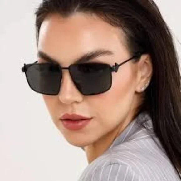 Bottega Veneta | Accessories | New Bottega Veneta Sunglasses  display picture 1